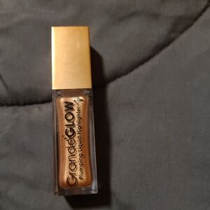 GRANDE GLOW PLUMPING LIQUID HIGHLIGHTER